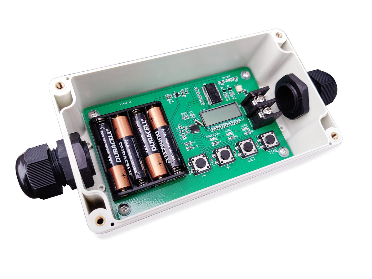 Timer Switch for Solar Pumps Inside View